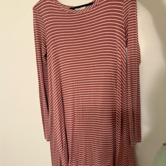 Dresses & Skirts - Striped Long Sleeve Dress